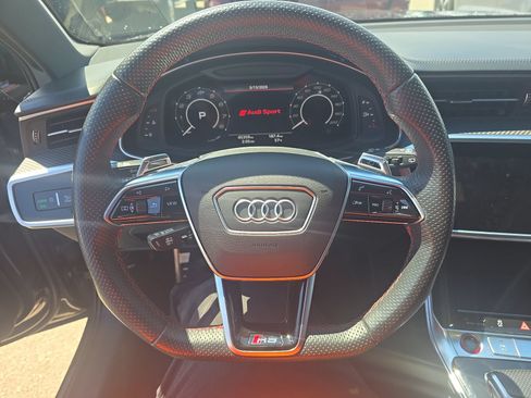 Used 2022 Audi RS 6 w/ Executive Package AWD/4WD image 8