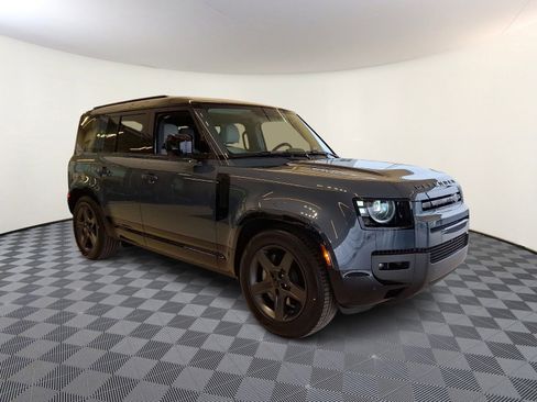 New 2026 Land Rover Defender 110 X-Dynamic SE image 1