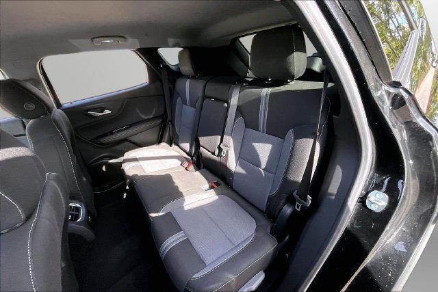 Used 2023 Chevrolet Blazer LT FWD image 26