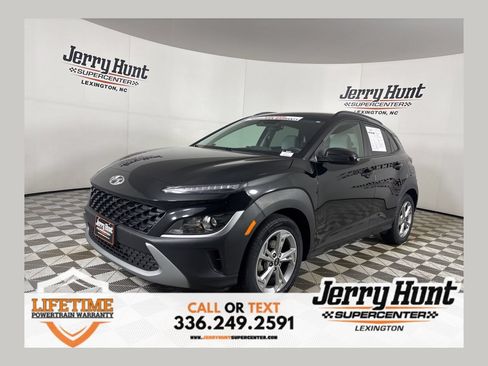 Used 2023 Hyundai Kona SEL w/ Cargo Package FWD image 1
