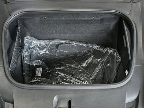 Used 2023 Porsche 911 Carrera image 39