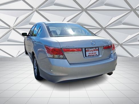 Used 2012 Honda Accord LX image 8