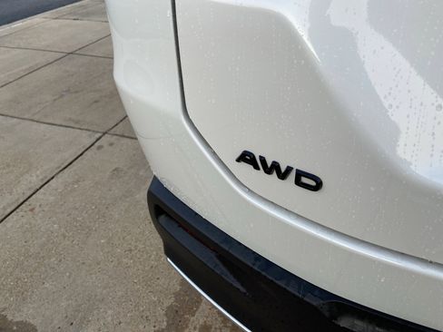 New 2025 Honda Pilot Sport image 16