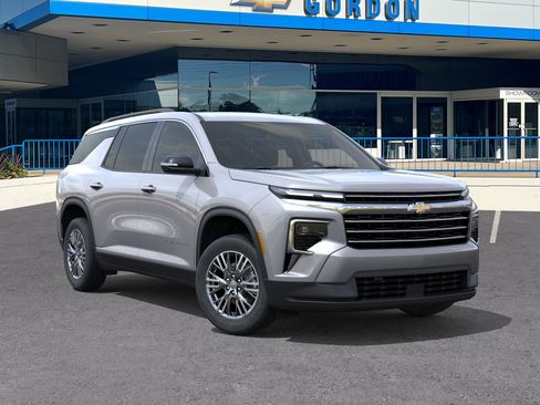 New 2026 Chevrolet Traverse LT FWD image 7
