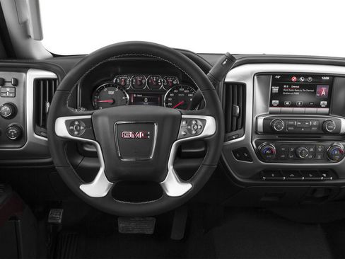 Used 2015 GMC Sierra 2500 Denali w/ Duramax Plus Package image 9