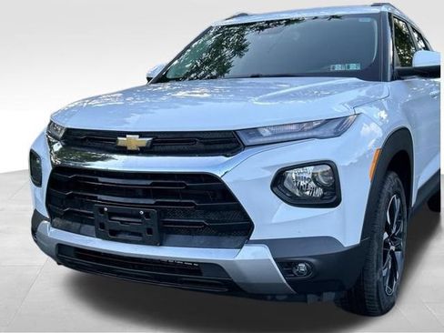 Used 2021 Chevrolet TrailBlazer LT w/ Convenience Package AWD/4WD image 8