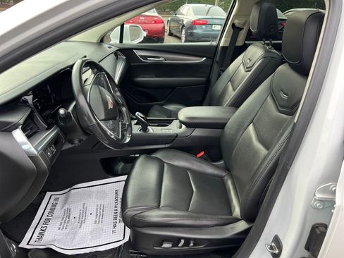 Used 2019 Cadillac XT5 Luxury image 15