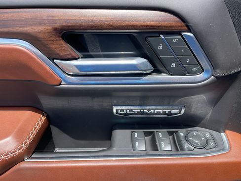 Certified 2022 GMC Sierra 1500 Denali Ultimate AWD/4WD image 19