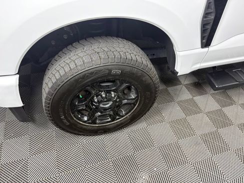 Certified 2023 Ford F250 XL w/ STX Appearance Package AWD/4WD image 9