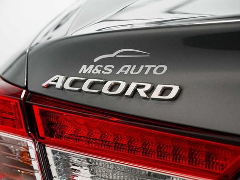 Used 2020 Honda Accord LX image 11