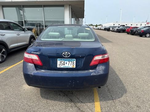 Used 2009 Toyota Camry FWD image 6