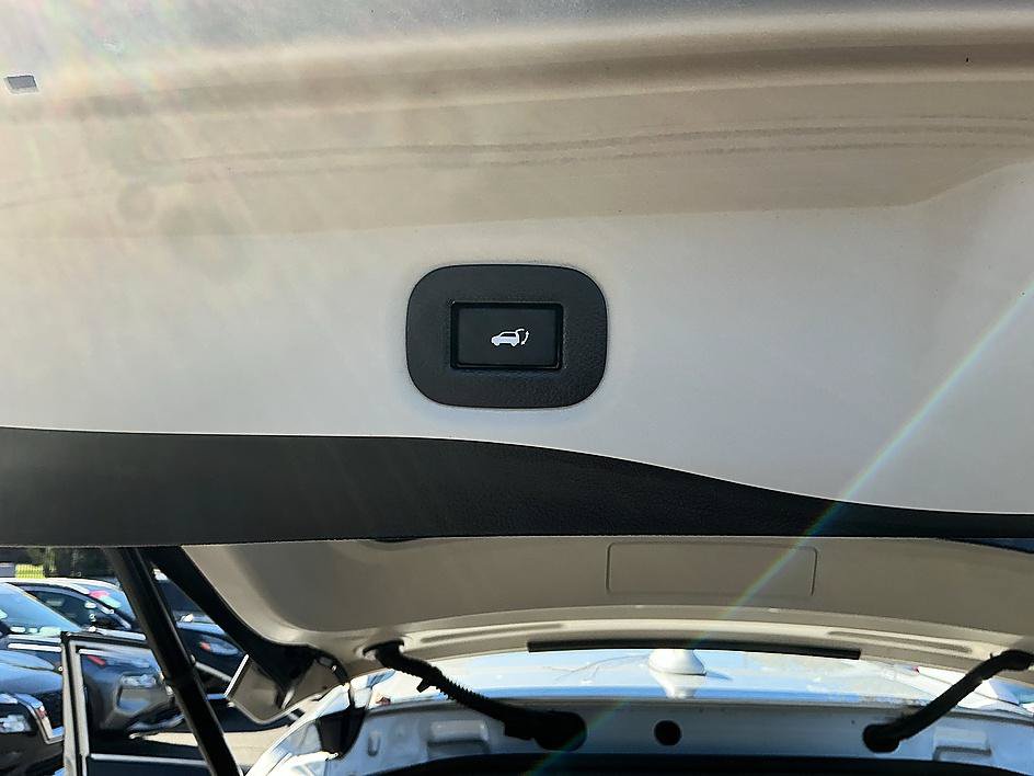 Used 2019 Nissan Rogue SV w/ Premium Package AWD/4WD image 26