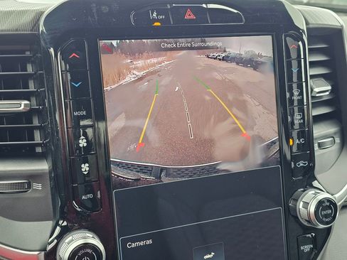 New 2026 RAM 1500 4x4 Crew Cab image 25