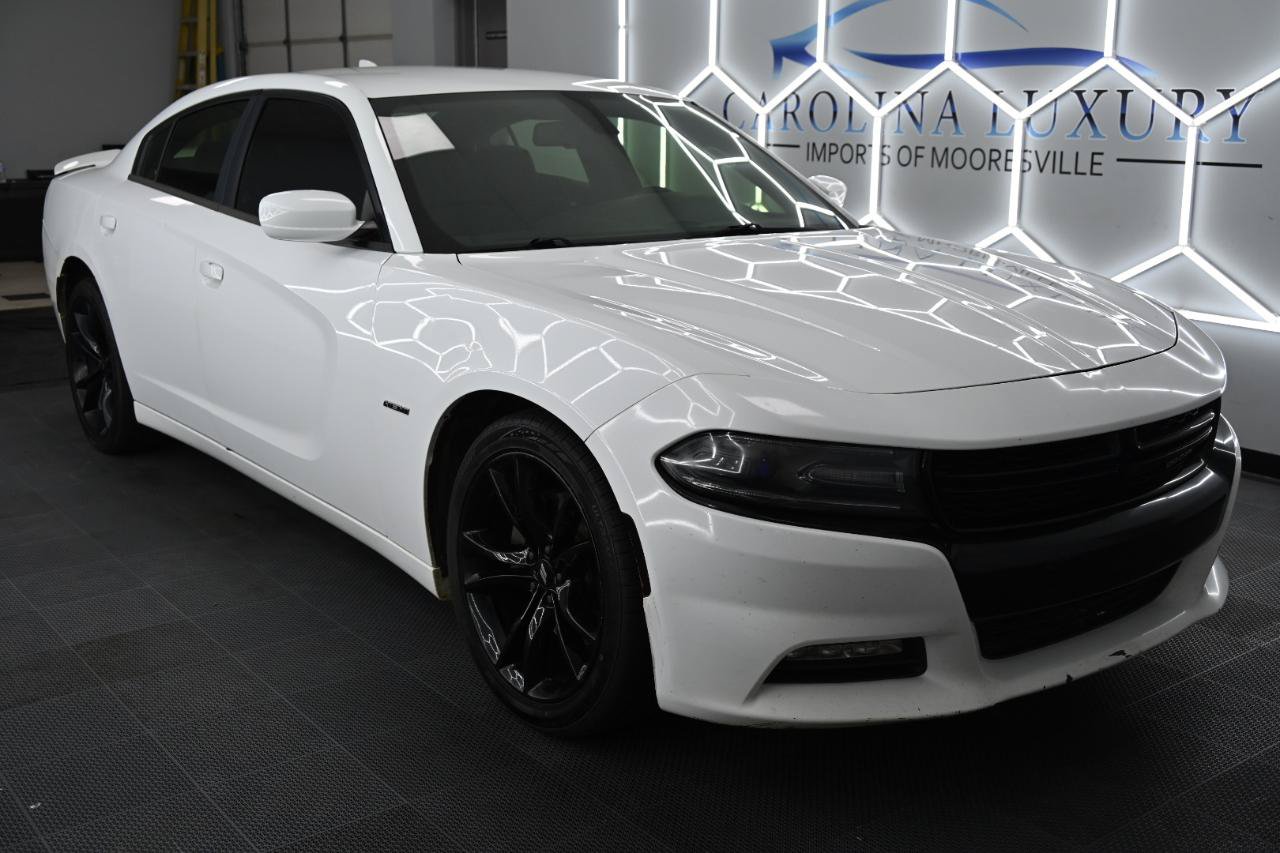 Used 2017 Dodge Charger R/T RWD image 5