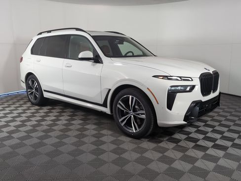 New 2026 BMW X7 xDrive40i w/ Executive Package image 6