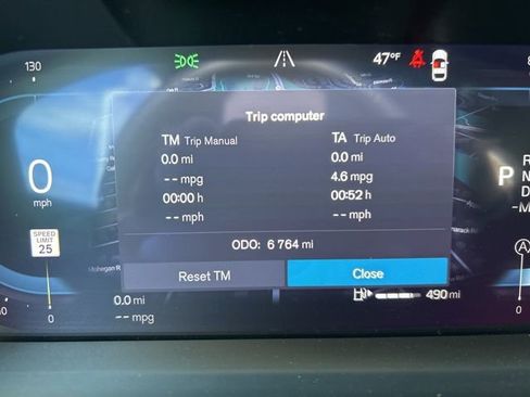 Certified 2025 Volvo V60 B5 Cross Country Plus image 21