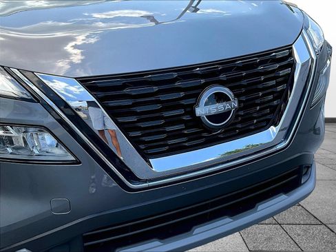Used 2023 Nissan Rogue SV AWD/4WD image 35