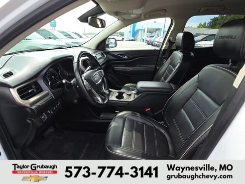 Used 2023 GMC Acadia Denali FWD image 15