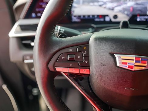 Used 2024 Cadillac Escalade Sport w/ LPO, ONYX Package image 17