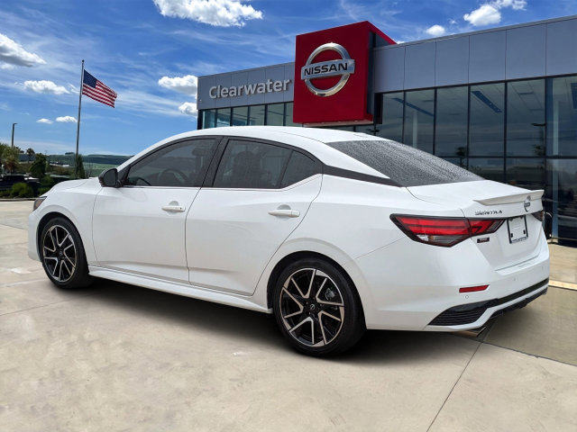 Used 2025 Nissan Sentra SR w/ SR Premium Package FWD image 6