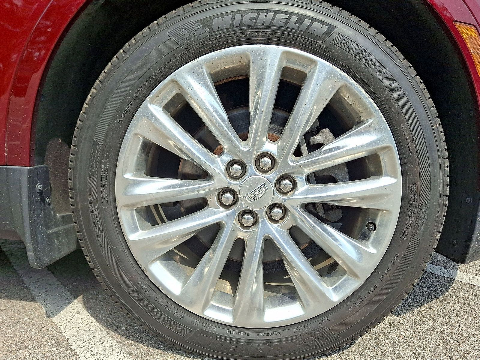 Used 2017 Cadillac XT5 Platinum w/ Driver Assist Package AWD/4WD image 27