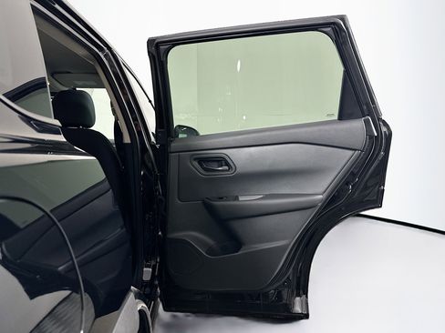 Used 2026 Nissan Rogue S image 29