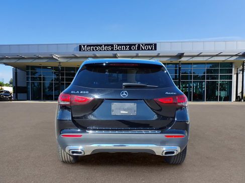 Certified 2023 Mercedes-Benz GLA 250 4MATIC image 4