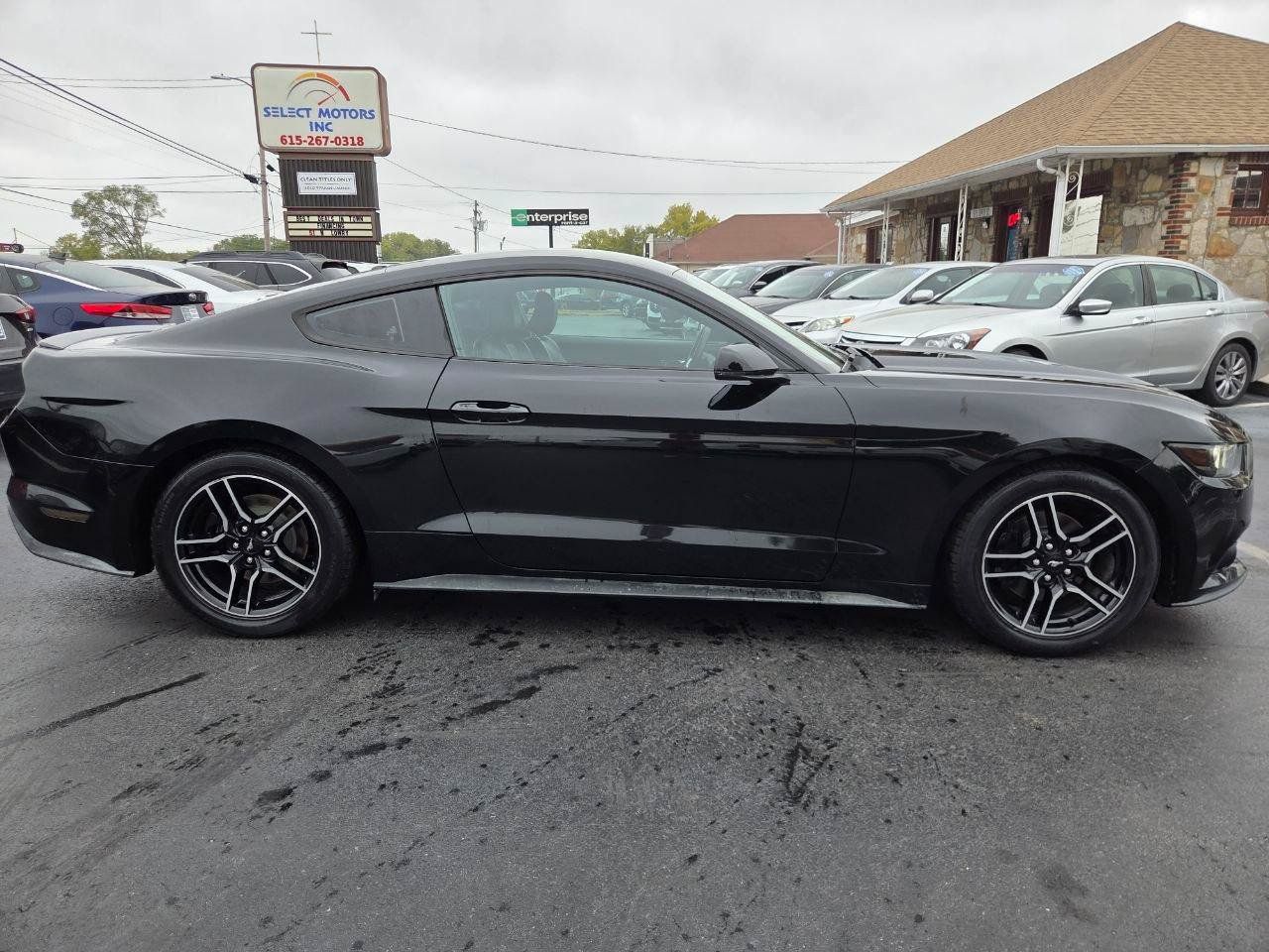 Used 2016 Ford Mustang Premium RWD image 6