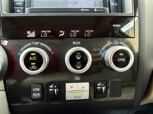 Used 2016 Toyota Sequoia Limited w/ Safety & Convenience Package AWD/4WD image 33
