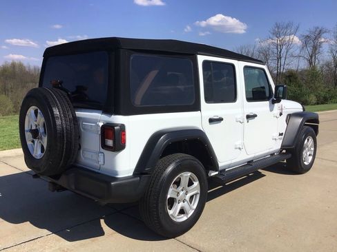 Used 2021 Jeep Wrangler Unlimited Sport AWD/4WD image 6