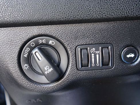 Used 2019 Dodge Charger Scat Pack RWD image 17