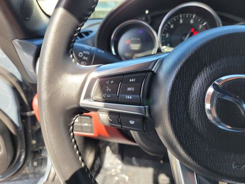 Used 2020 MAZDA MX-5 Miata Grand Touring RWD image 33
