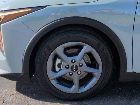 Certified 2025 Kia K4 FWD image 34