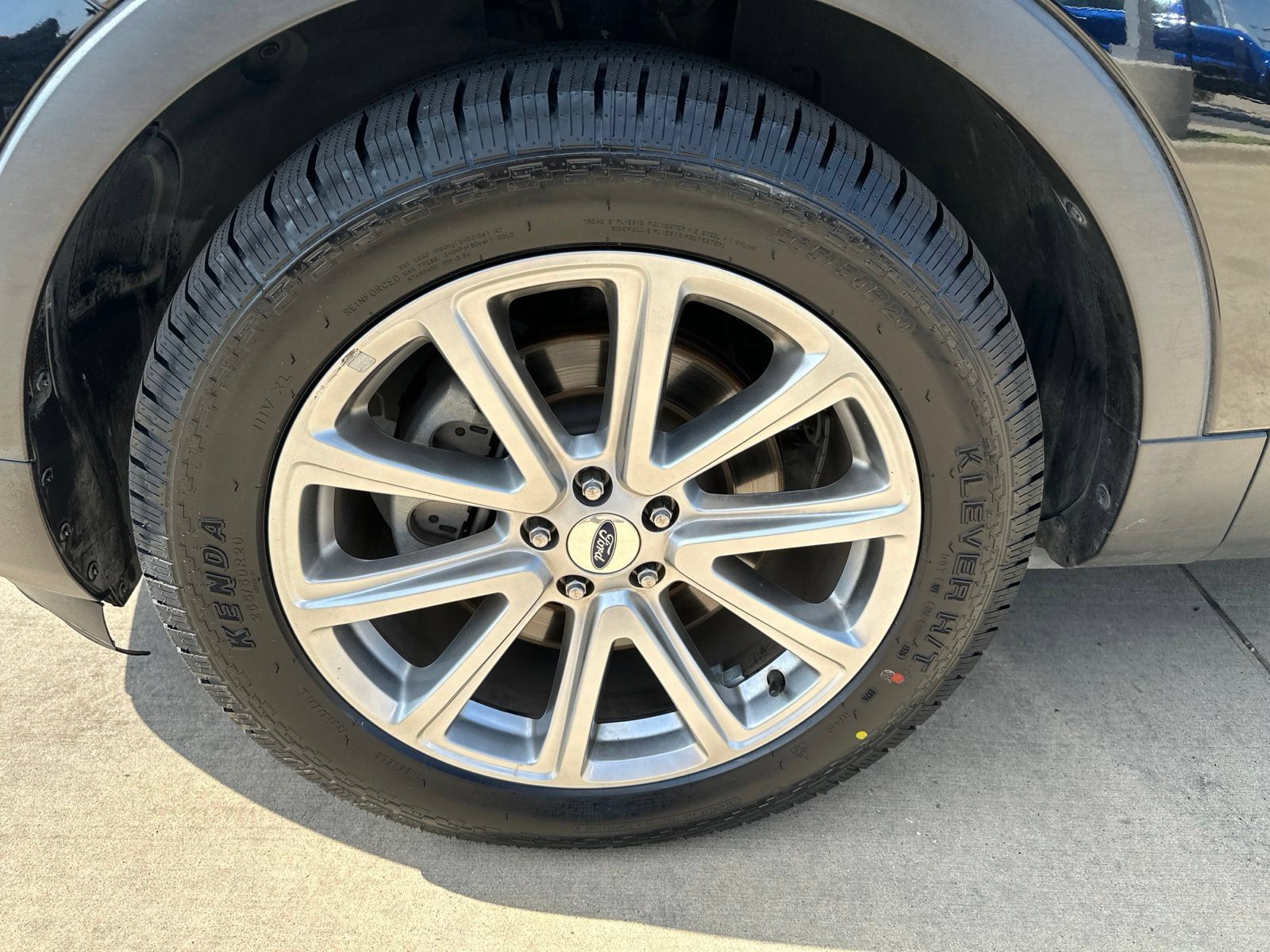 Used 2017 Ford Explorer Limited FWD image 10
