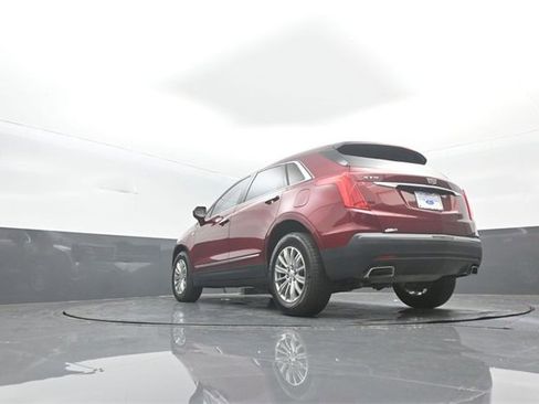 Used 2018 Cadillac XT5 Luxury w/ Driver Awareness Package image 31