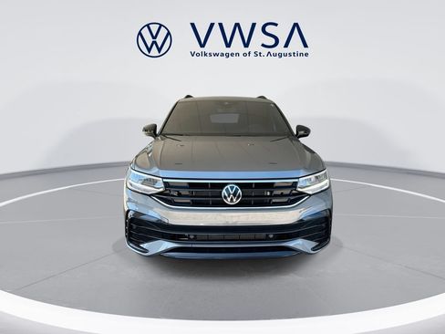 Certified 2024 Volkswagen Tiguan SE R-Line FWD image 3