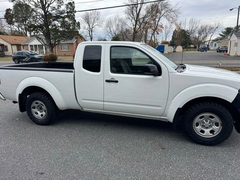 Used 2018 Nissan Frontier S w/ Work Truck Package image 13