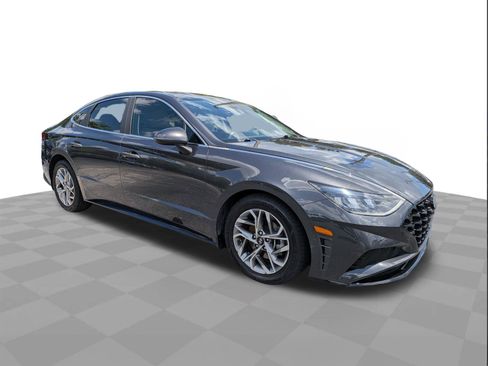 Used 2021 Hyundai Sonata SEL w/ Cargo Package FWD image 2