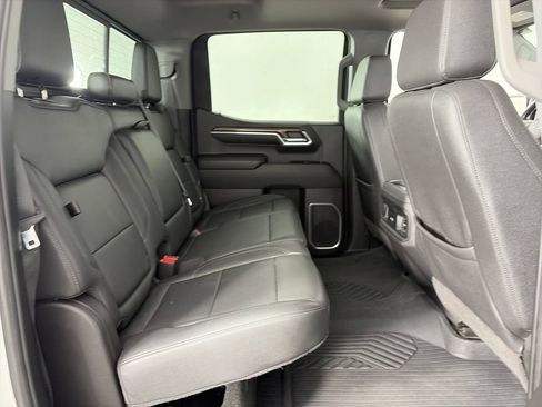Used 2022 Chevrolet Silverado 1500 LT Trail Boss w/ LT Trail Boss Premium Package AWD/4WD image 29
