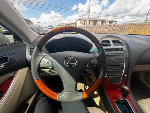 Used 2012 Lexus ES 350 w/ Preferred Accessory Pkg image 21