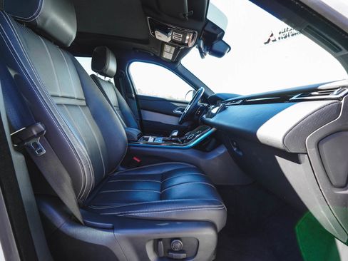 Used 2023 Land Rover Range Rover Velar R-Dynamic S image 38