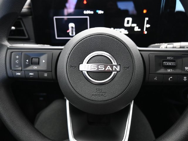 Used 2025 Nissan Kicks SV AWD/4WD image 20