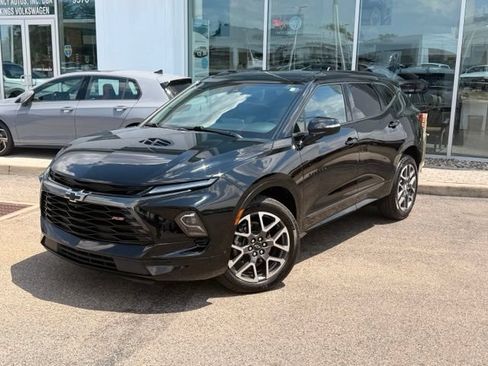 Used 2023 Chevrolet Blazer RS w/ Driver Confidence II Package FWD image 1