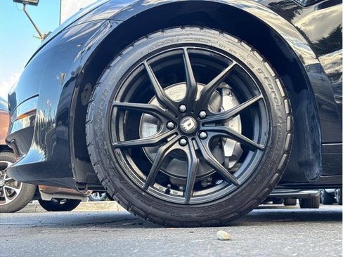 Used 2019 Tesla Model 3 Standard Range image 29