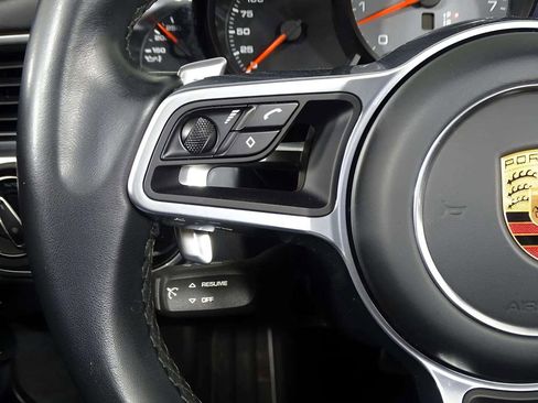 Used 2019 Porsche 911 Carrera S image 14