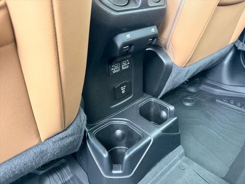 Used 2021 Jeep Gladiator Overland w/ Popular Equipment Package AWD/4WD image 40