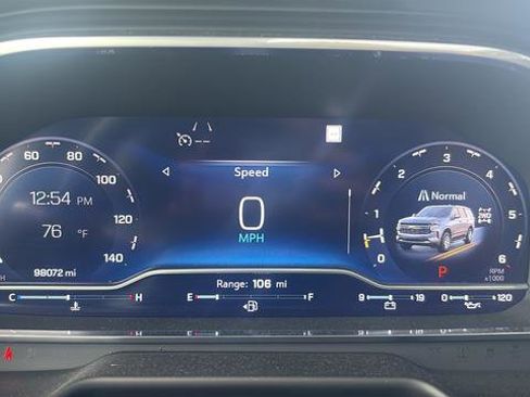 Used 2022 Chevrolet Suburban RST w/ Sport Performance Package AWD/4WD image 10