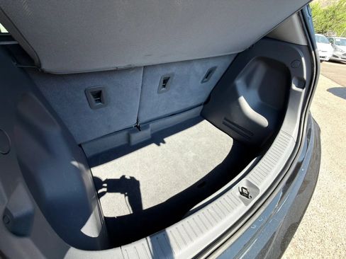 Used 2020 Chevrolet Bolt LT FWD image 18