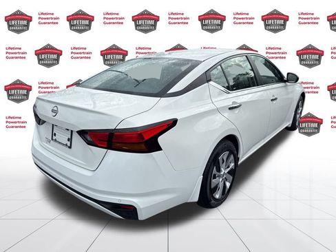 Certified 2025 Nissan Altima 2.5 S image 5