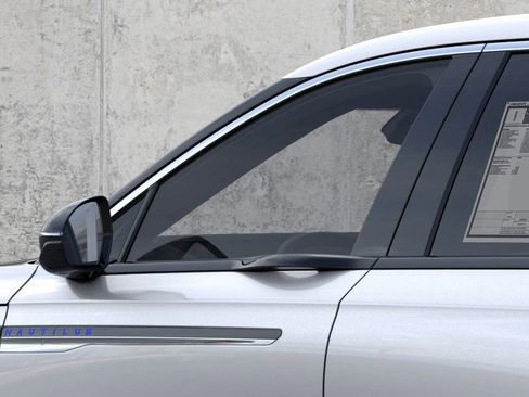 New 2026 Lincoln Nautilus Premier image 20